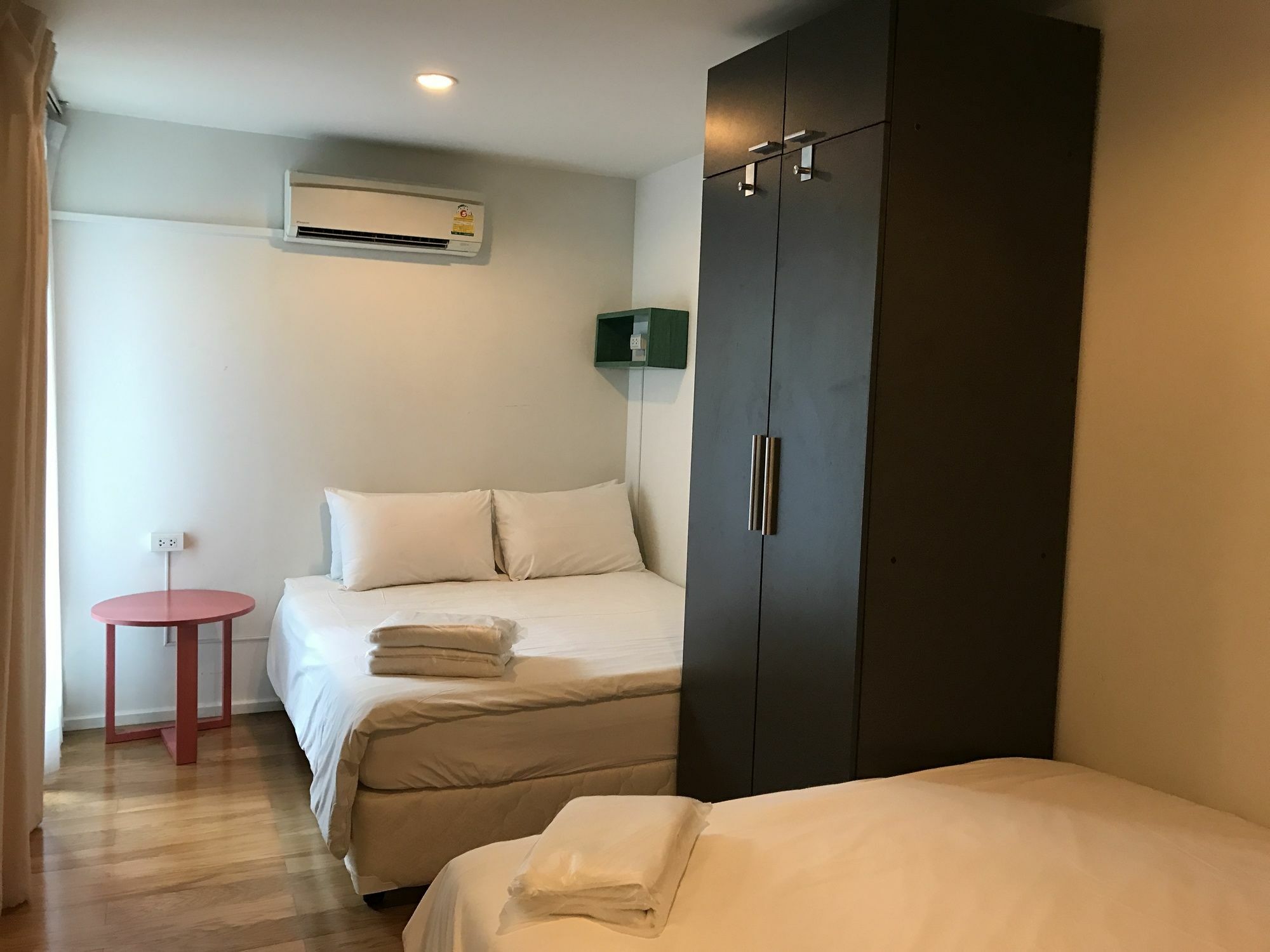 Urban House Hotel Bangkok Exterior photo