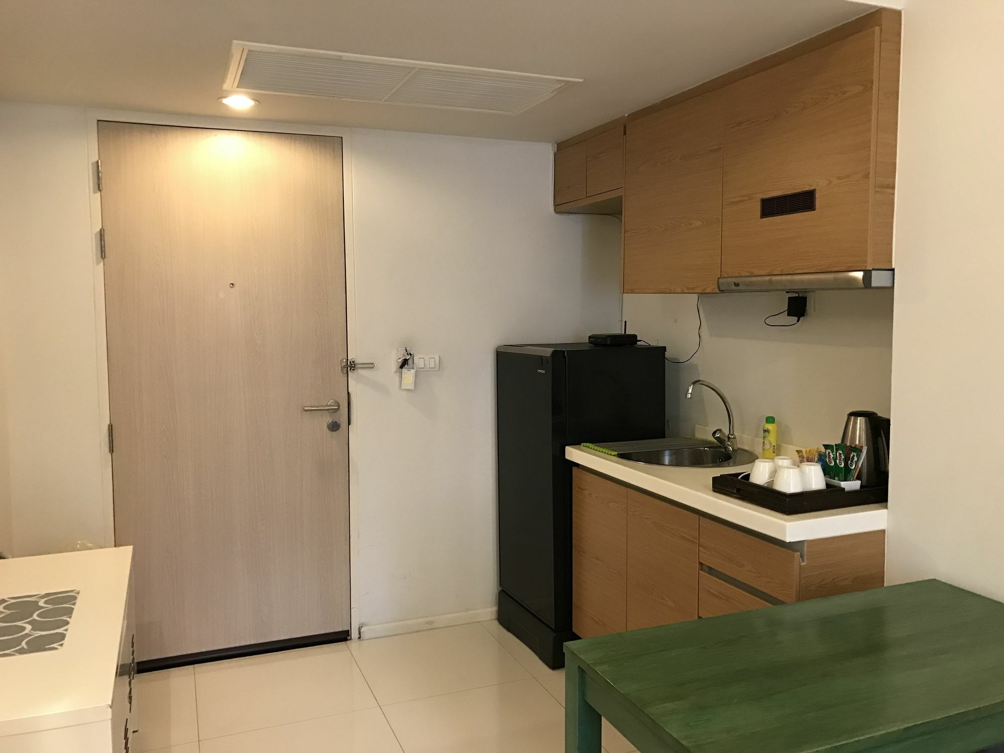 Urban House Hotel Bangkok Exterior photo
